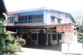  ET Budget Guest House  Айер Итам